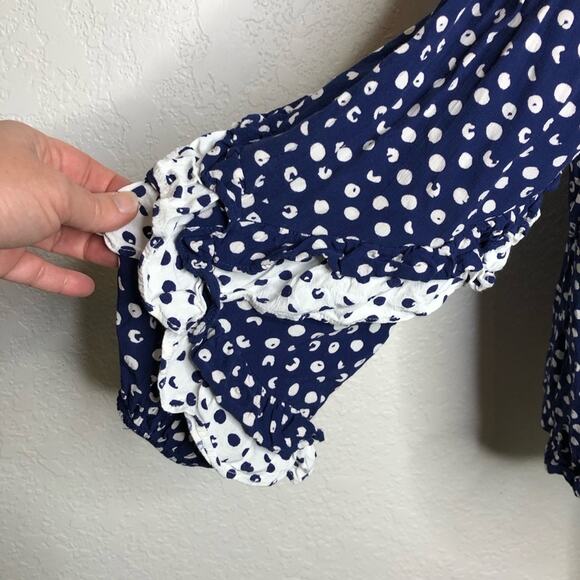 Soft Surroundings blue white polka dot ruffle trim top size Large - Picture 12 of 13